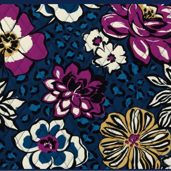 Vera Bradley African Violet Blue Floral Tote Set of 3 2014 fall to 2015 spring. - Picture 4 of 16